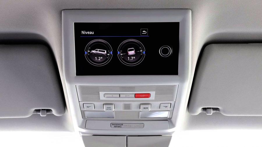 Детали интерьера Volkswagen California Beach (T6.1) 2019 года  (фото 5 из 6)